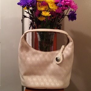 CYBER SALE** authentic mini bucket dooney & bourke