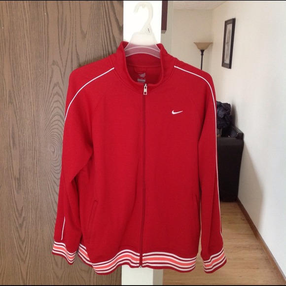 Nike Other - Men's Red Nike track jacket size XL