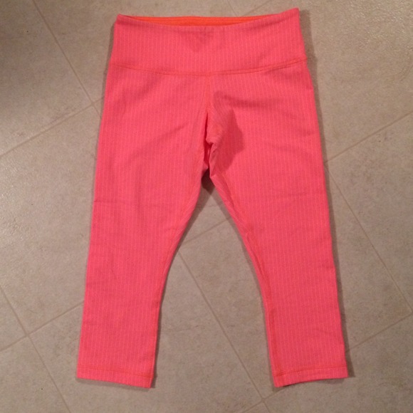 📛 Reserved til 4/2! Lululemon Wunder Unders