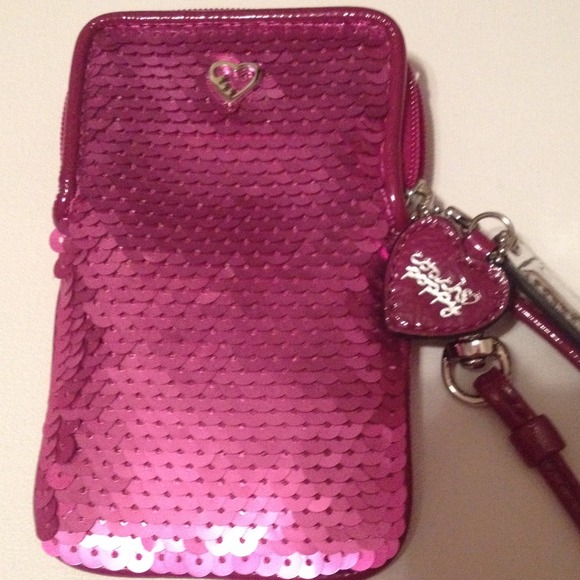 Rare Coach Poppy Universal case. 100% authentic.