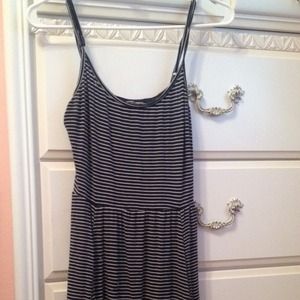 Brandy melville jada dress