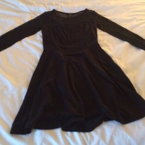 sweetheart // mesh sleeved dress