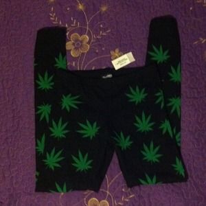 Weed Marijuana Leggings