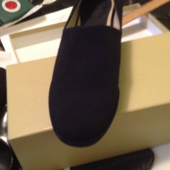 shoes - Picture 4 of 4