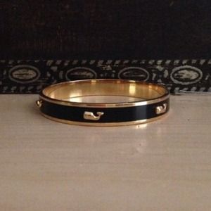 Vineyard vines bracelet!