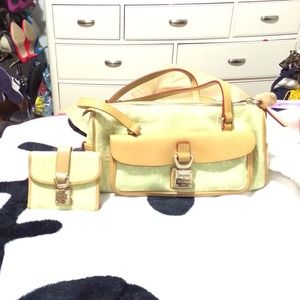 Dooney & Bourke light lime green purse & wallet
