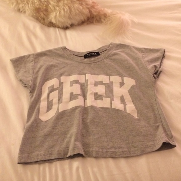 cropped tee