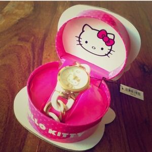 Bundle for @hunnybee02