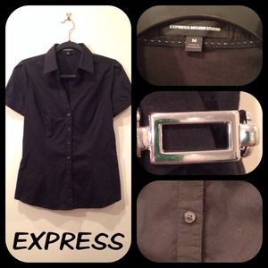 ⭐️Fitted EXPRESS Design Studio Block Top⭐️