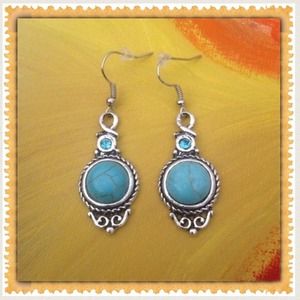 Round Turquoise Leaf Long Dangle Earring