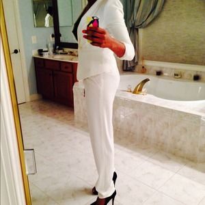 BCBG Ladies Pant Suit