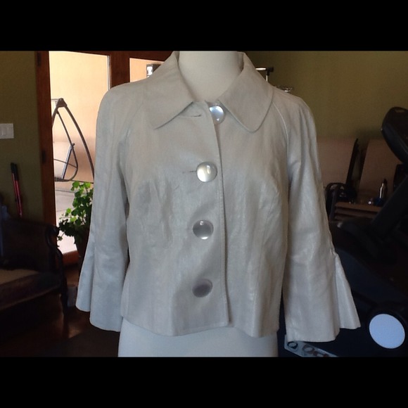 Jacket - Picture 1 of 3