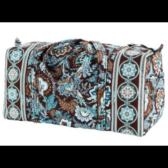 Vera Bradley Handbags - Vera Bradley over night luggage duffle bag