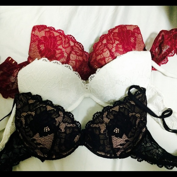 Victoria's Secret bra lot 34a