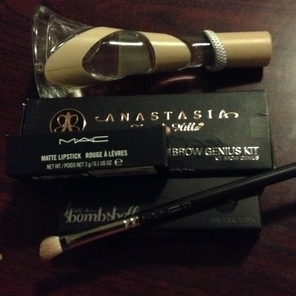 Bundle for @nayelovefashion