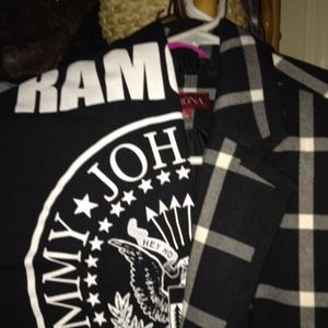 The ramones meet plaid