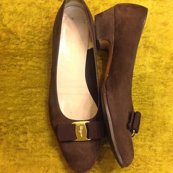Salvatore Ferragamo brown suede shoes size 9