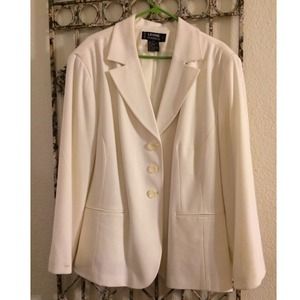 WHITE BLAZER :: Size 28w