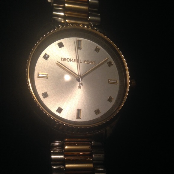 MICHAEL KORS watch