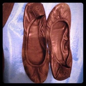 Tory Burch Black Flats!