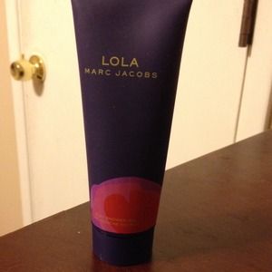 Marc Jacobs Lola shower gel
