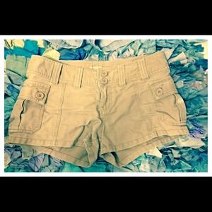 Khaki Aero shorts