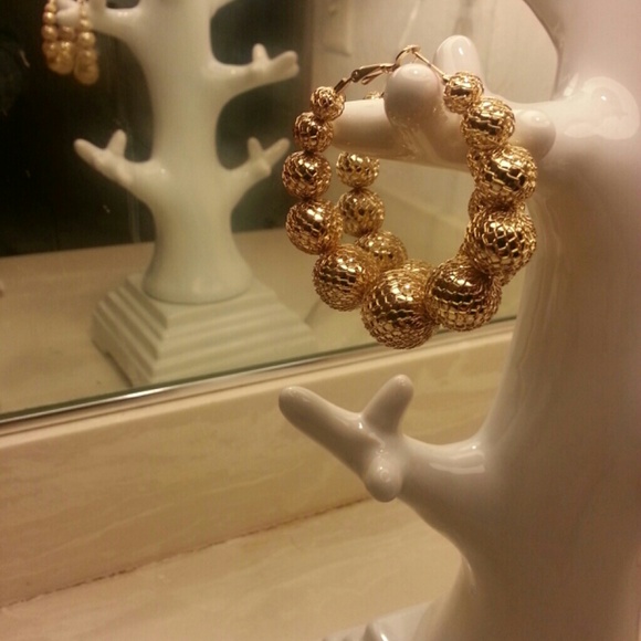 Gold ball costume earings