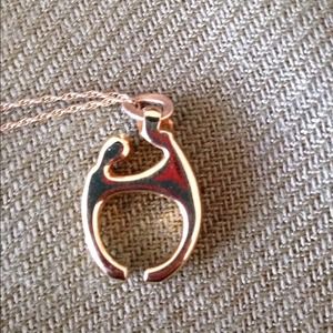 ⬇️NEWLY REDUDED⬇️14K Gold Mother&Child Pendant