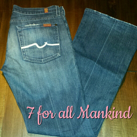 7forallmankind Flare Jeans (in New York Dark)