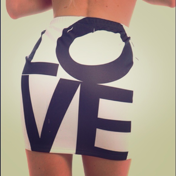 Love mini skirt