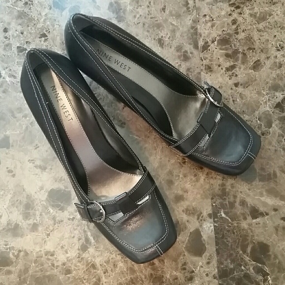 Nine West Mary Jane pumps