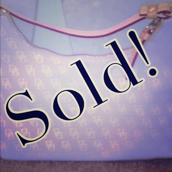 Dooney & Bourke Shoulder Bag