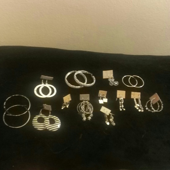 Silver and white jewelry bundle