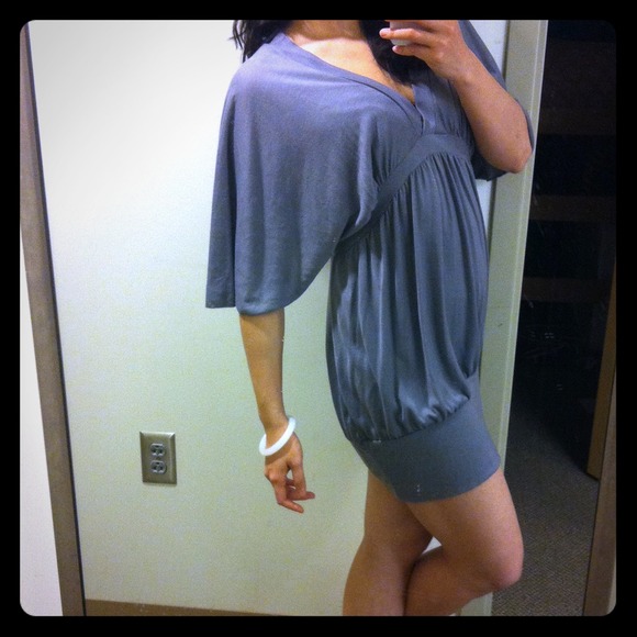 Brand New Flowy Dress Stunning and Comfy!