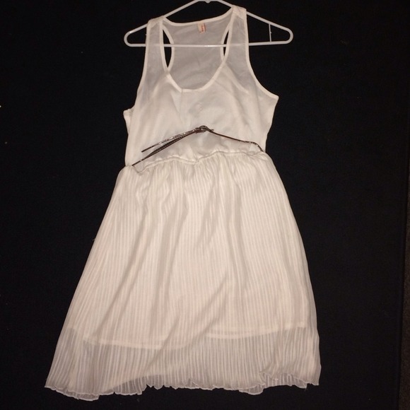 Beautiful white dress with belt