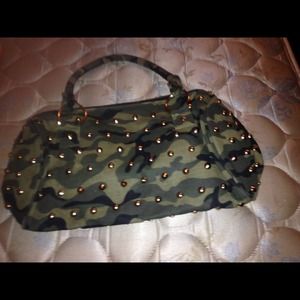 Army purse