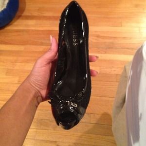 Black guess heels