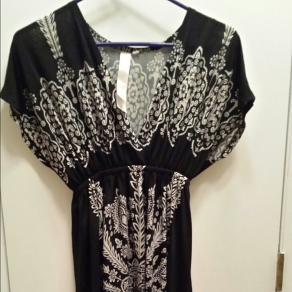 Black and white dress