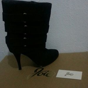 Joie Black Suede sz 39 Booties