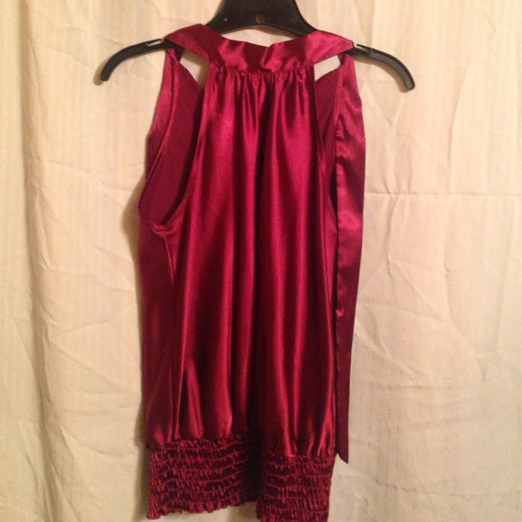 Burgundy tank