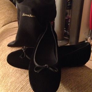 Neiman Marcus ballerina flats!!