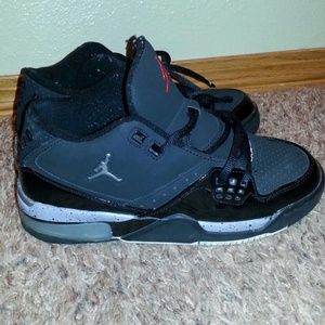 Jordans size 5.5y
