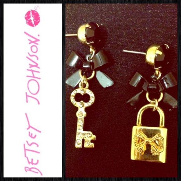 Betsey Johnson Jewelry - Betsy Johnson Designer Earrings
