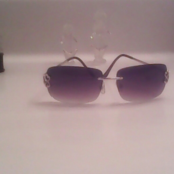 Sunshades - Picture 1 of 2