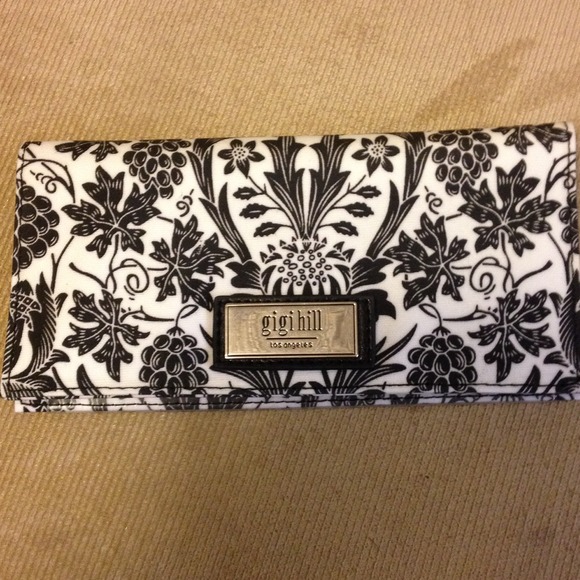 Gigi hill "luxe" checkbook cover