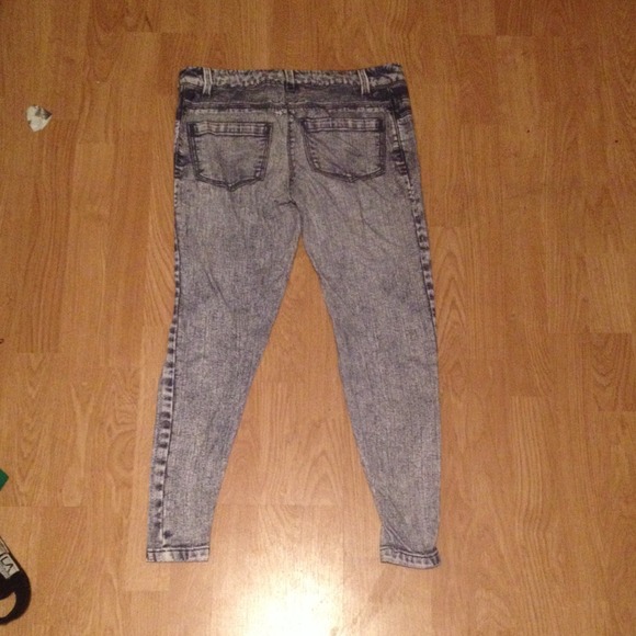 Unavailable - Picture 2 of 3