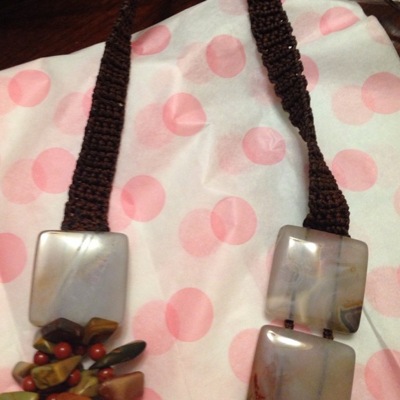 Beautiful crocheted necklace with real stones - Picture 2 of 4