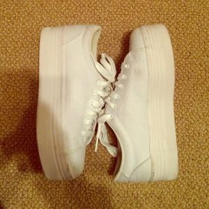 JEFFREY CAMPBELL Platform Zomg/Omg Sneaker