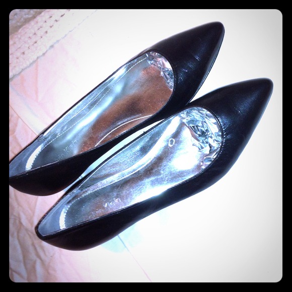 Black leather Calvin Klein kitten heels