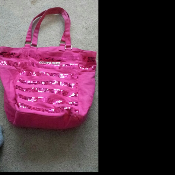 Purses - Picture 3 of 4